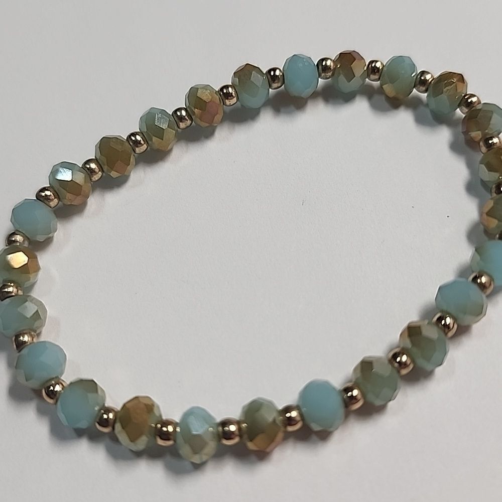 Elegant Gold and Blue Beaded Stretch Bracelet Size 6 - Picture 2 of 2